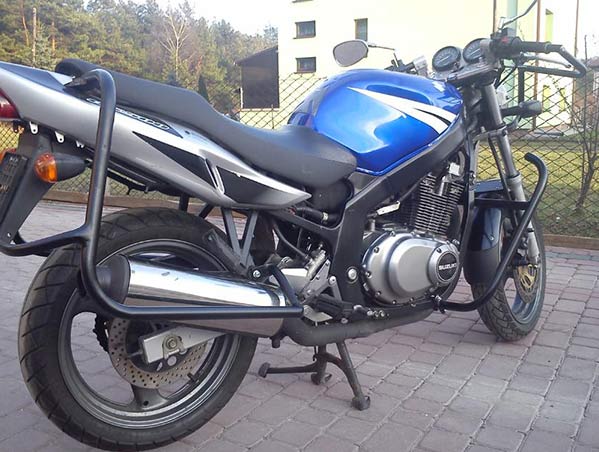 Suzuki GS 500